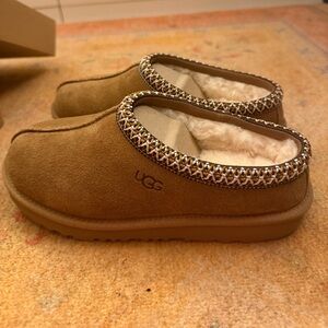 UGG Tasman II kids' slippers in chestnut